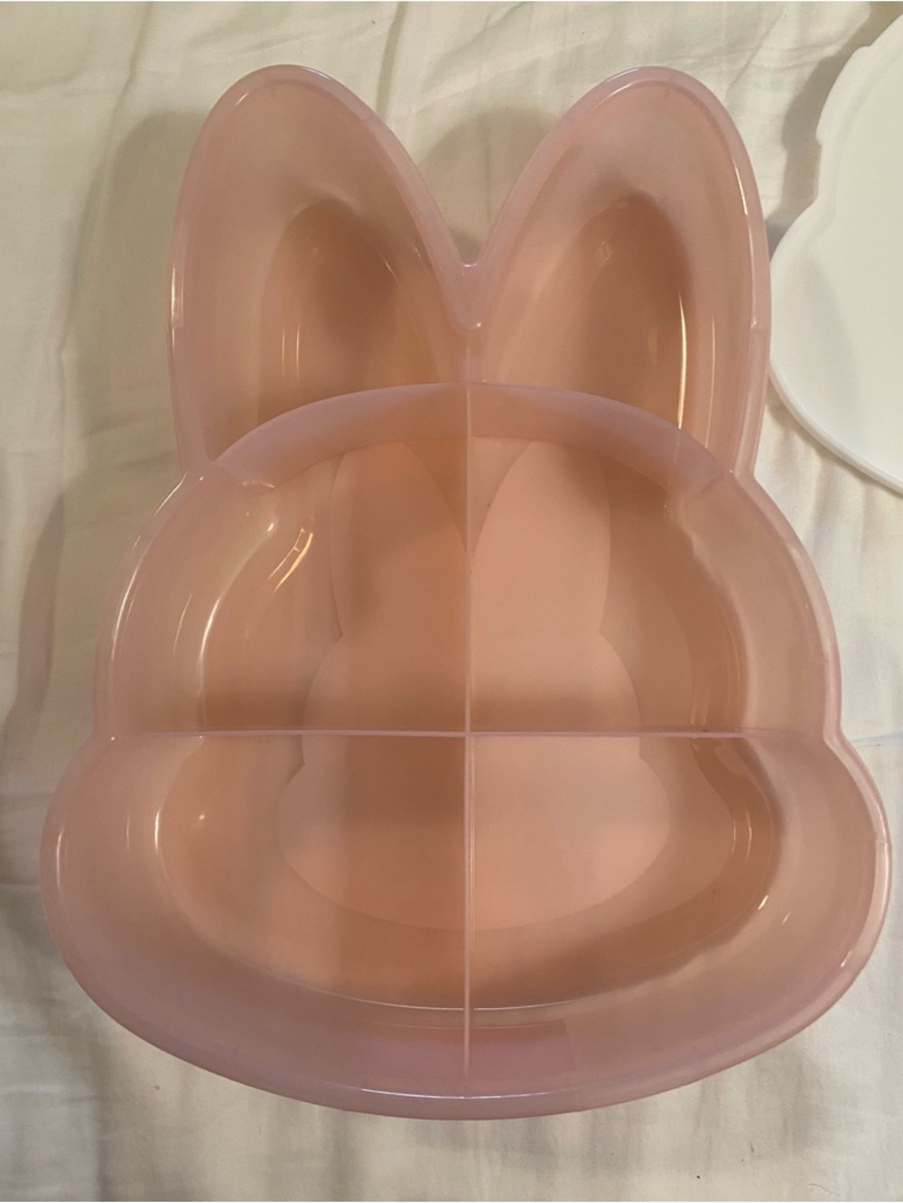 CWC Easter Bunny Snackle Box Divided Snack Container w/ Lid - Picture 3 of 6